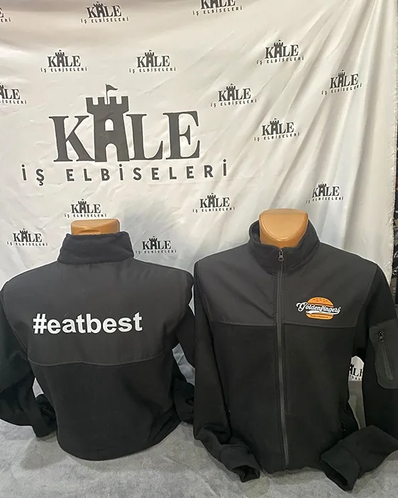Çanakkale’nin iş elbisecisi   #personelgiyim  #işelbisesi #işkıyafeti #baskılıtişört #nakışlı #polar #promosyon  #reklam  #baskı   İş kıyafeti ve promosyon ürüne dair herşey